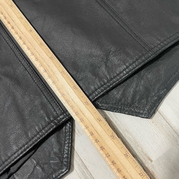 VTG Sunbelt Leather Collection Black Leather Lace Up Sides Vest Mens 48 - Picture 9 of 9